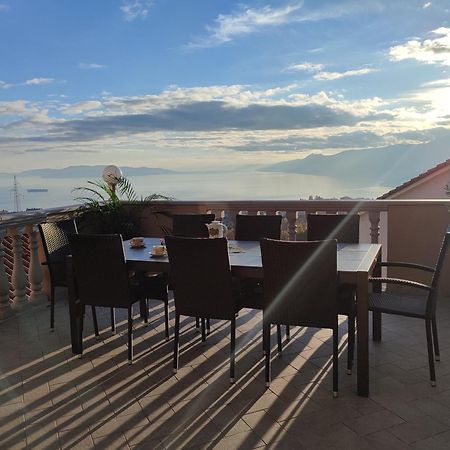 Apartments Villa Kastav In Old Town Center With Sea View And Parking المظهر الخارجي الصورة