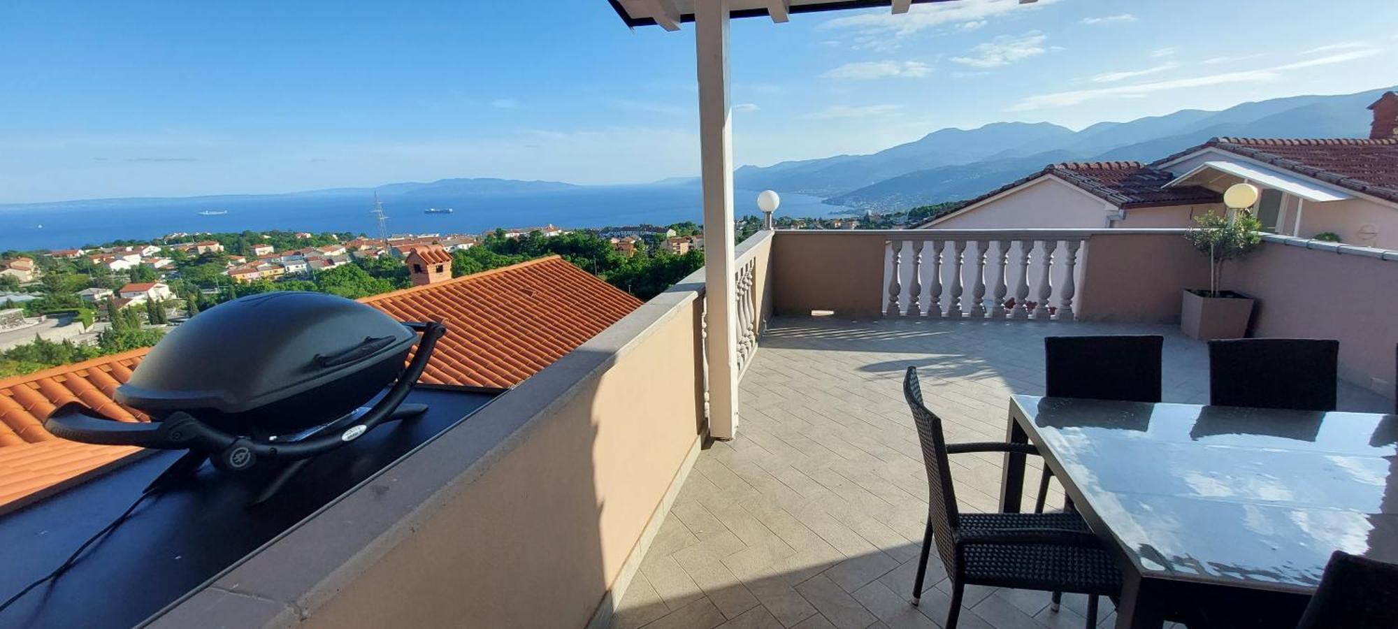 Apartments Villa Kastav In Old Town Center With Sea View And Parking المظهر الخارجي الصورة