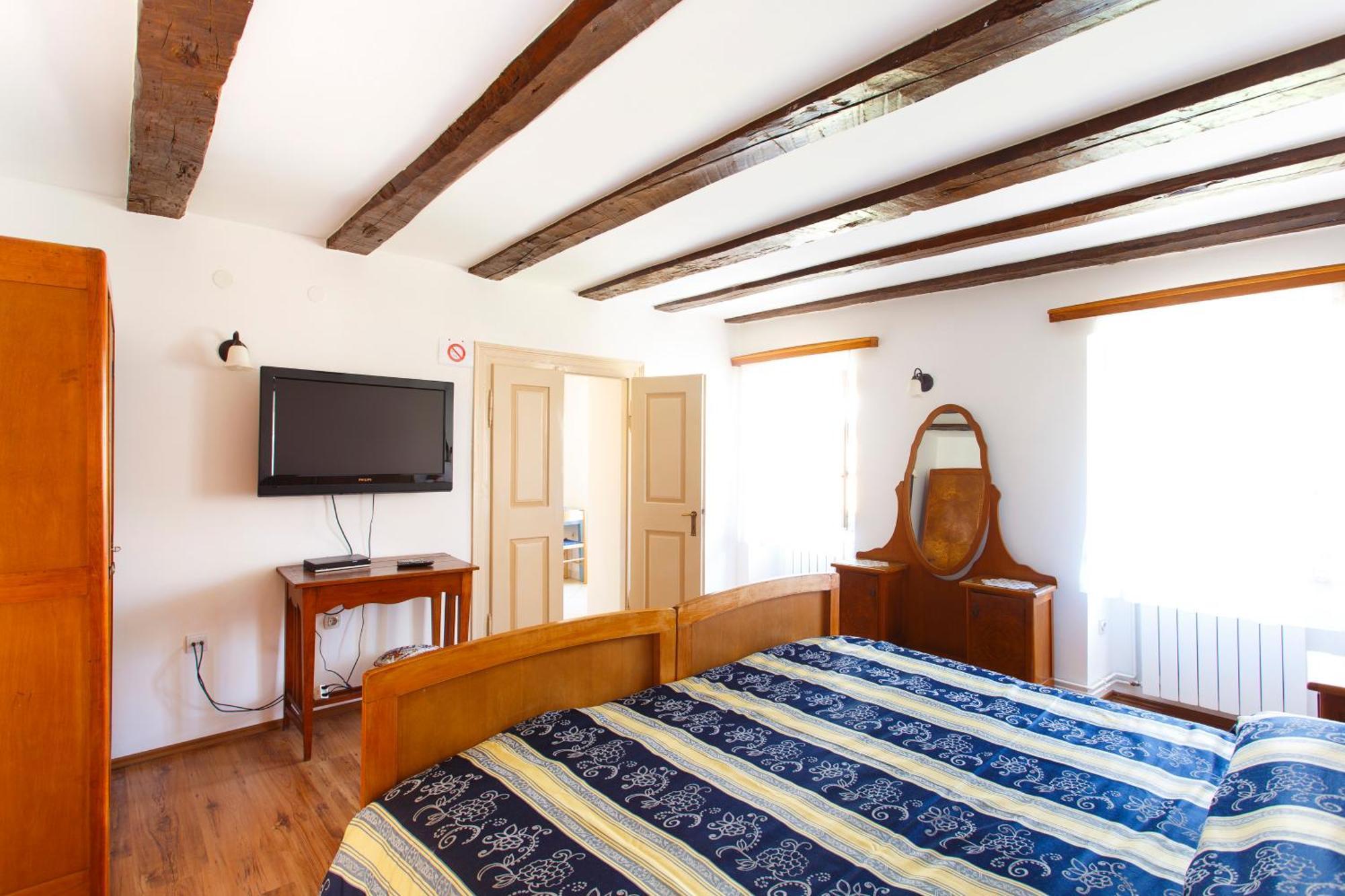 Apartments Villa Kastav In Old Town Center With Sea View And Parking المظهر الخارجي الصورة