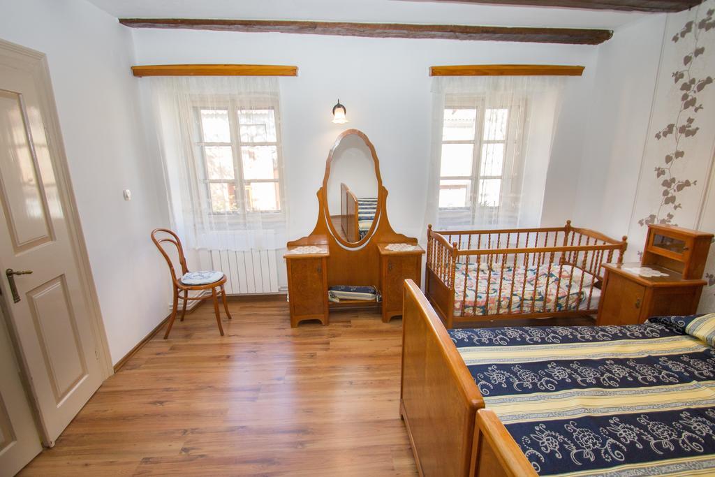 Apartments Villa Kastav In Old Town Center With Sea View And Parking المظهر الخارجي الصورة