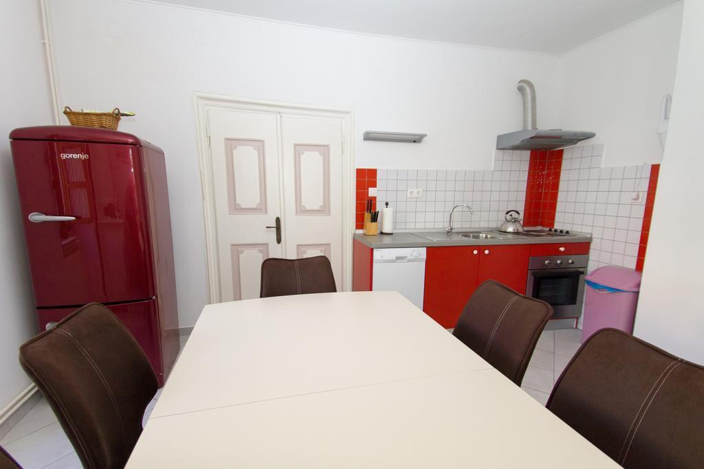 Apartments Villa Kastav In Old Town Center With Sea View And Parking المظهر الخارجي الصورة