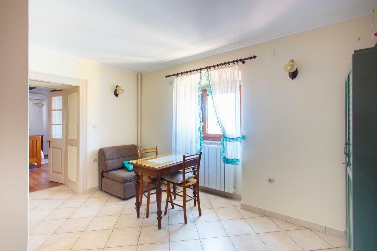 Apartments Villa Kastav In Old Town Center With Sea View And Parking المظهر الخارجي الصورة